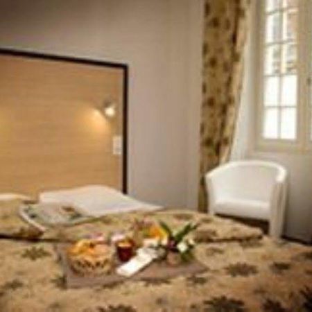 Hotel Du Commerce Navarrenx Εξωτερικό φωτογραφία